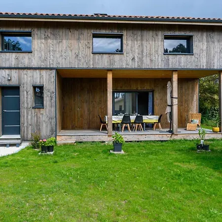 Holiday home Magnificent Wood-frame Near The Ocean Moliets-et-Maa